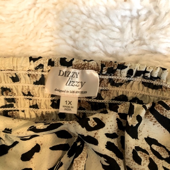 Cheetah Print Peasant Top - Picture 3 of 4